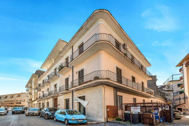 Palazzo intero stabile in vendita a Cassino