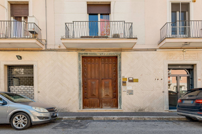 Palazzo intero stabile in vendita a Cassino