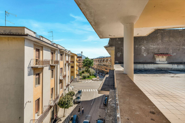 Palazzo intero stabile in vendita a Cassino