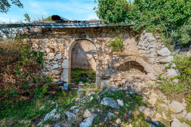 Turistico-alberghiero in vendita a Cassino