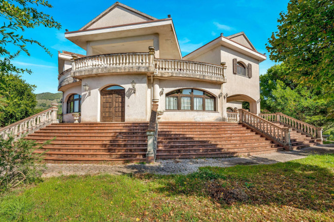 Villa in vendita a Rocca d'Evandro
