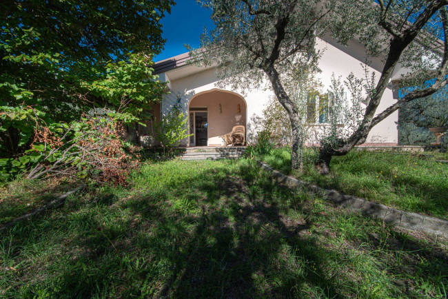Villa for sale in Alatri