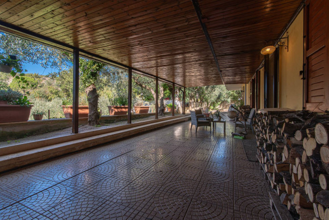 Villa for sale in Alatri