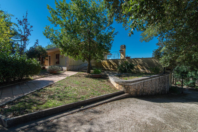 Villa for sale in Alatri