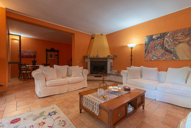 Villa for sale in Alatri