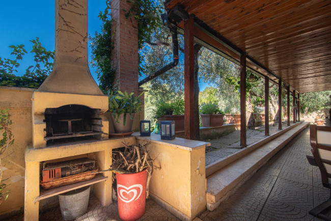 Villa for sale in Alatri