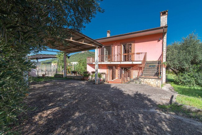 Casa indipendente in vendita a Segni