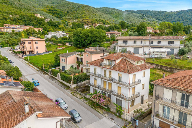 Palazzo intero stabile in vendita a Sant'Elia Fiumerapido