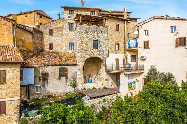 Palazzo storico in vendita a Prossedi
