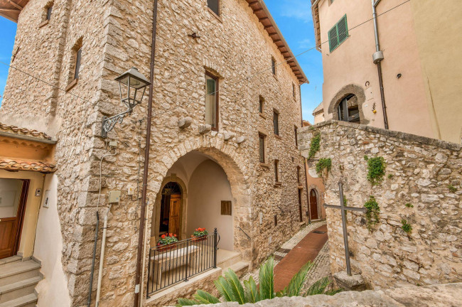 Palazzo storico in vendita a Prossedi