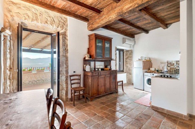 Palazzo storico in vendita a Prossedi