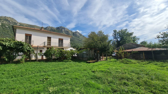 detached house for sale in Roccasecca