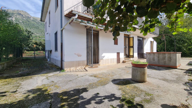 detached house for sale in Roccasecca