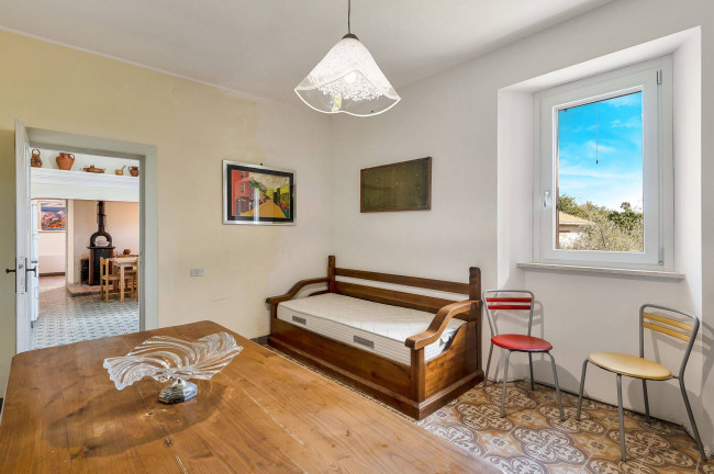 Casale di campagna in vendita a Casalvieri