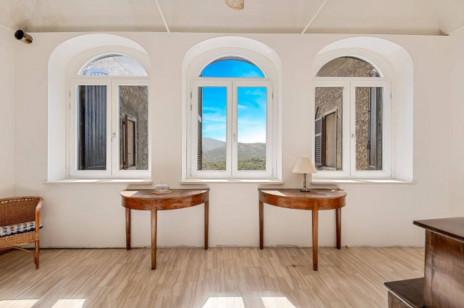 Casale di campagna in vendita a Casalvieri