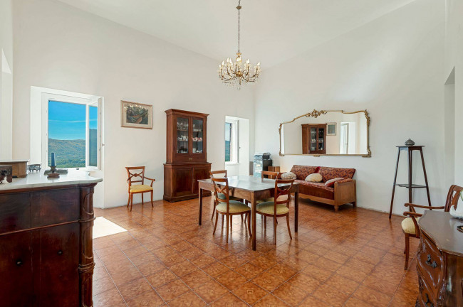 Casale di campagna in vendita a Casalvieri