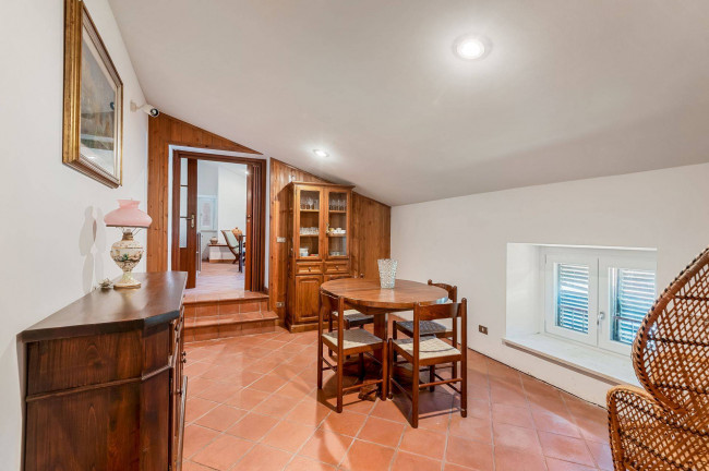 Casale di campagna in vendita a Casalvieri