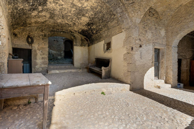 Casale di campagna in vendita a Casalvieri