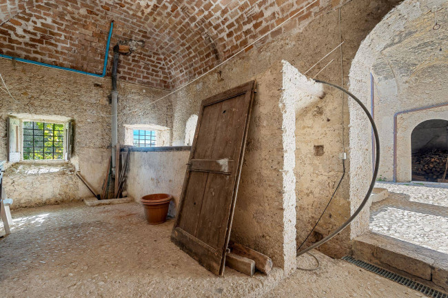 Casale di campagna in vendita a Casalvieri