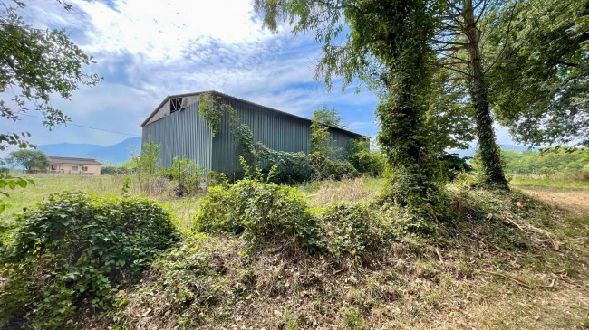 farmhouse for sale in Pontecorvo