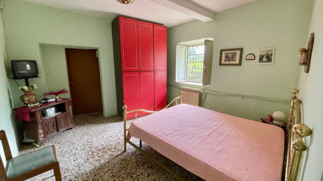 farmhouse for sale in Pontecorvo