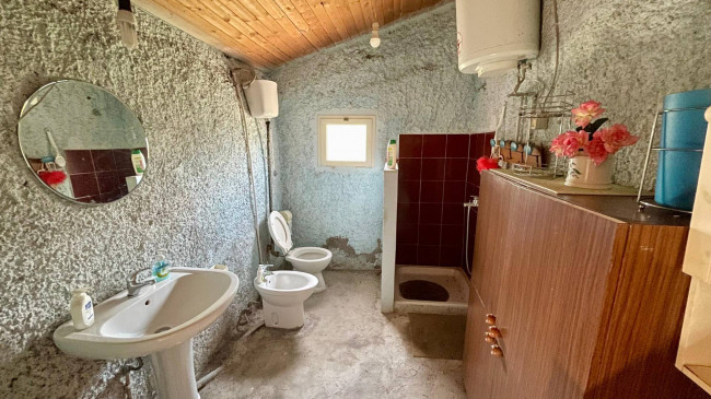 farmhouse for sale in Pontecorvo