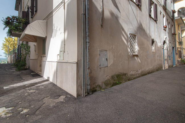 Palazzo intero stabile in vendita a Pontecorvo