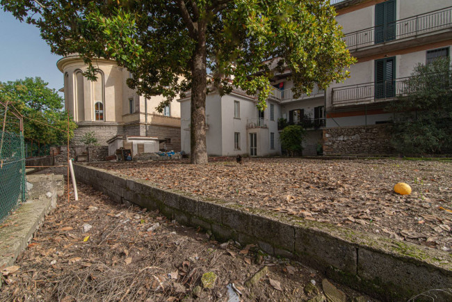 Palazzo intero stabile in vendita a Pontecorvo
