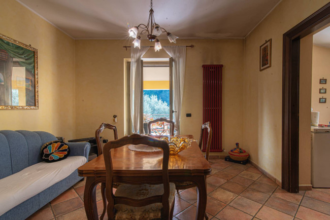 Villa in vendita a Cervaro
