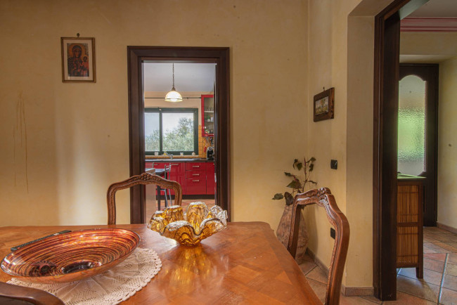 Villa in vendita a Cervaro