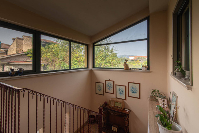Villa in vendita a Cervaro