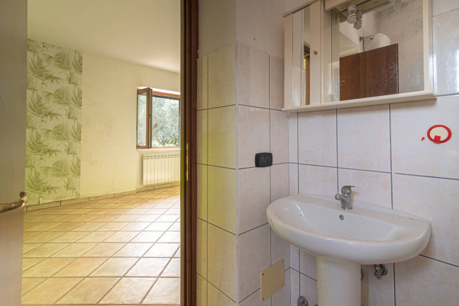 Villa in vendita a Cervaro
