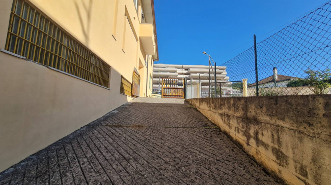 Box o garage in vendita a Atina
