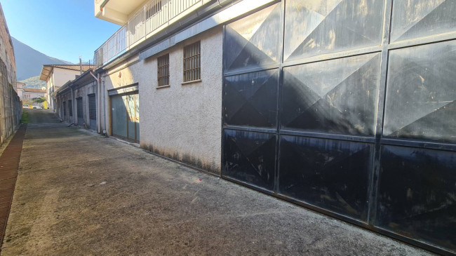 Box o garage in vendita a Atina