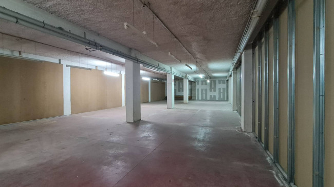 Box o garage in vendita a Atina