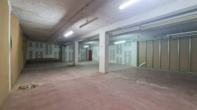 Box o garage in vendita a Atina