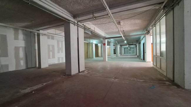 Box o garage in vendita a Atina