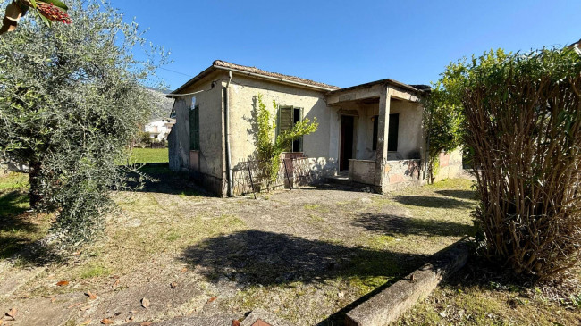 Casa indipendente in vendita a Roccasecca (FR)