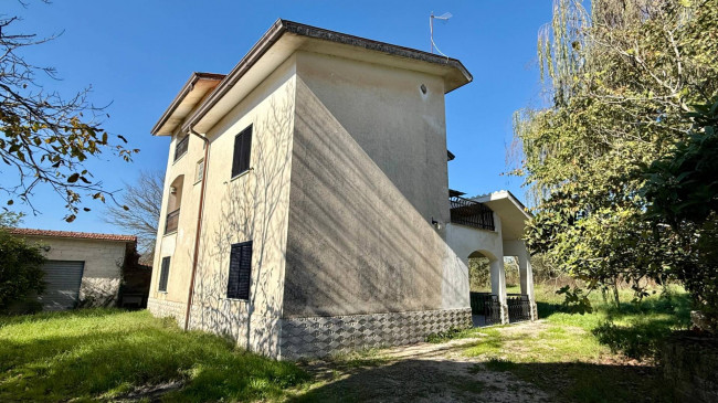 Casa indipendente in vendita a Pico (FR)