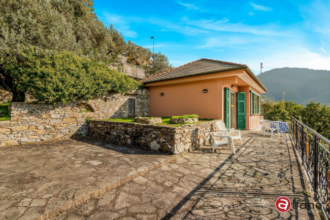 Villa in vendita a Recco (GE)