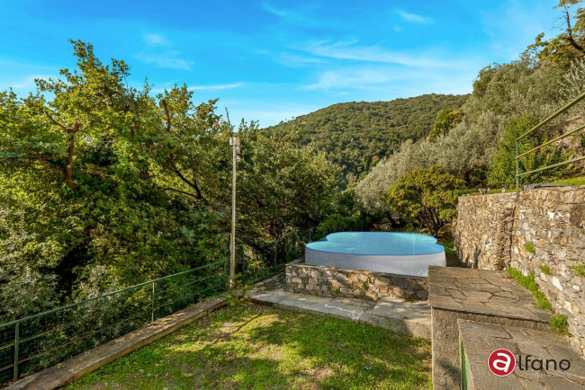 Villa in vendita a Recco (GE)