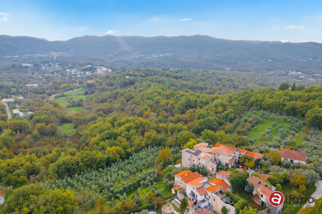 Casale di campagna in vendita a Casalvieri