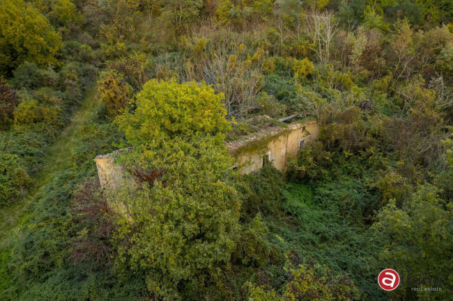 Casale di campagna in vendita a Campoli Appennino