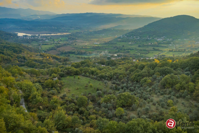 Casale di campagna in vendita a Campoli Appennino