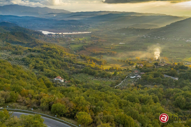 Casale di campagna in vendita a Campoli Appennino