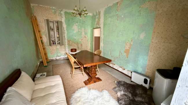typical historical house for sale in Roccasecca