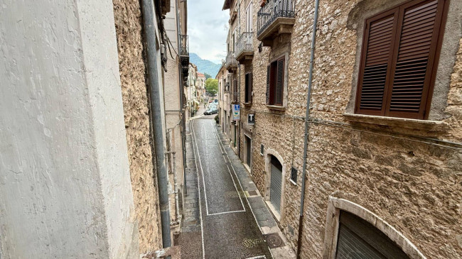 typical historical house for sale in Roccasecca