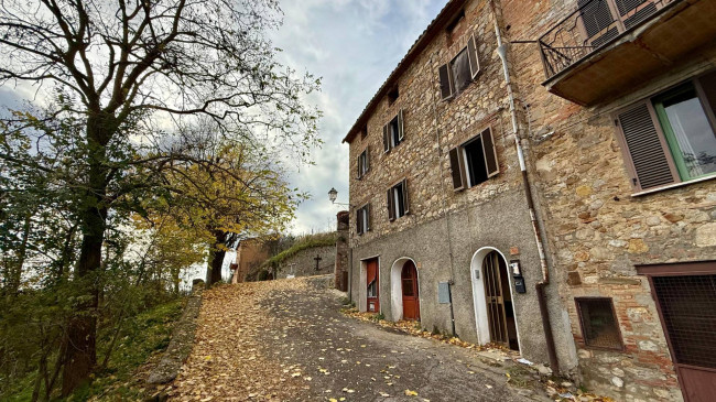 Palazzo storico in vendita a Ficulle