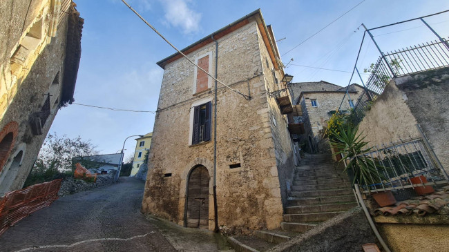 Abitazioni tipiche storiche in vendita a Arce