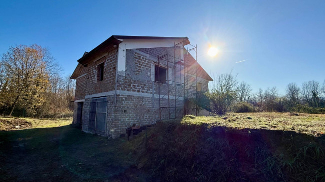 Rustico in vendita a Colfelice